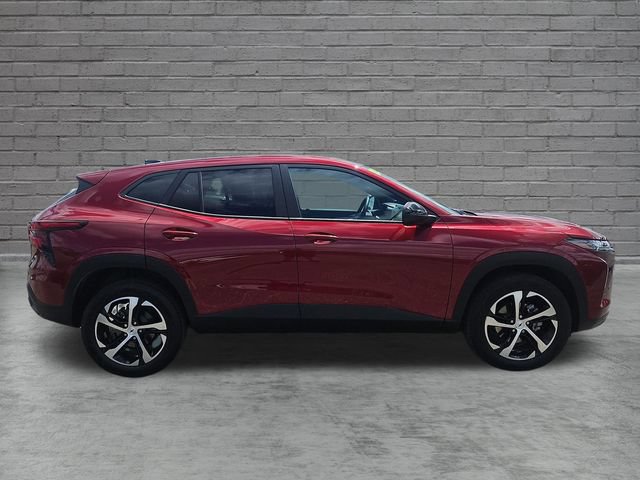 Used 2025 Chevrolet Trax RS FWD image 6