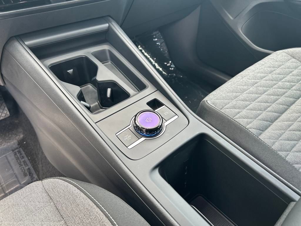 Used 2025 Volkswagen Tiguan S w/ 18" Wheel Package image 23