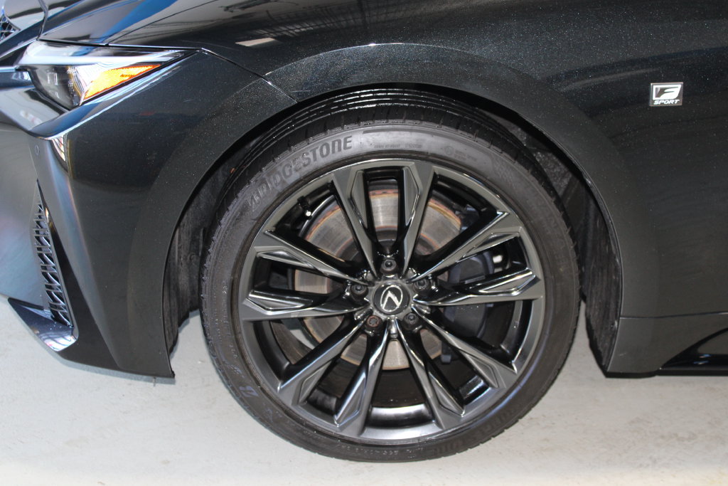 Used 2023 Lexus IS 350 F Sport w/ Memory Package AWD/4WD image 4