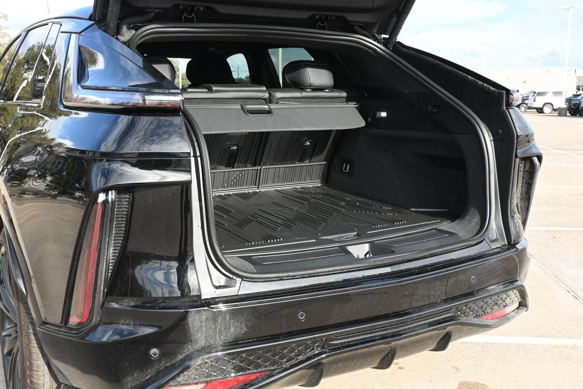 New 2026 Cadillac Lyriq V w/ LPO, Floor Liner Package image 97