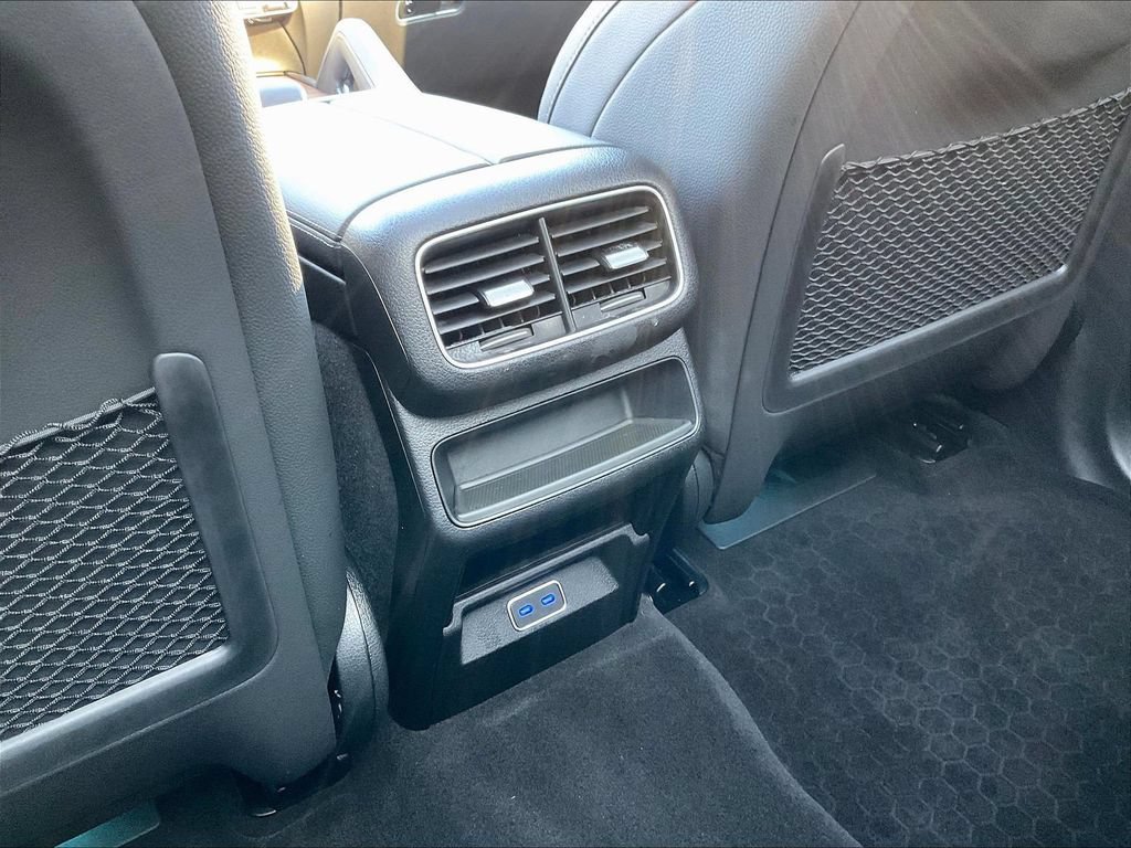 Certified 2025 Mercedes-Benz GLE 450 4MATIC image 12