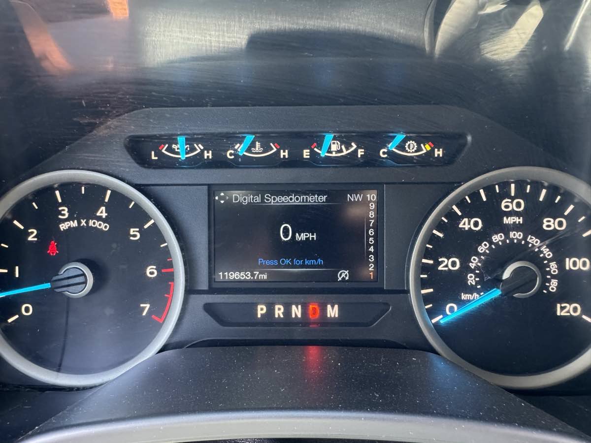 Used 2017 Ford F150 XLT AWD/4WD image 32