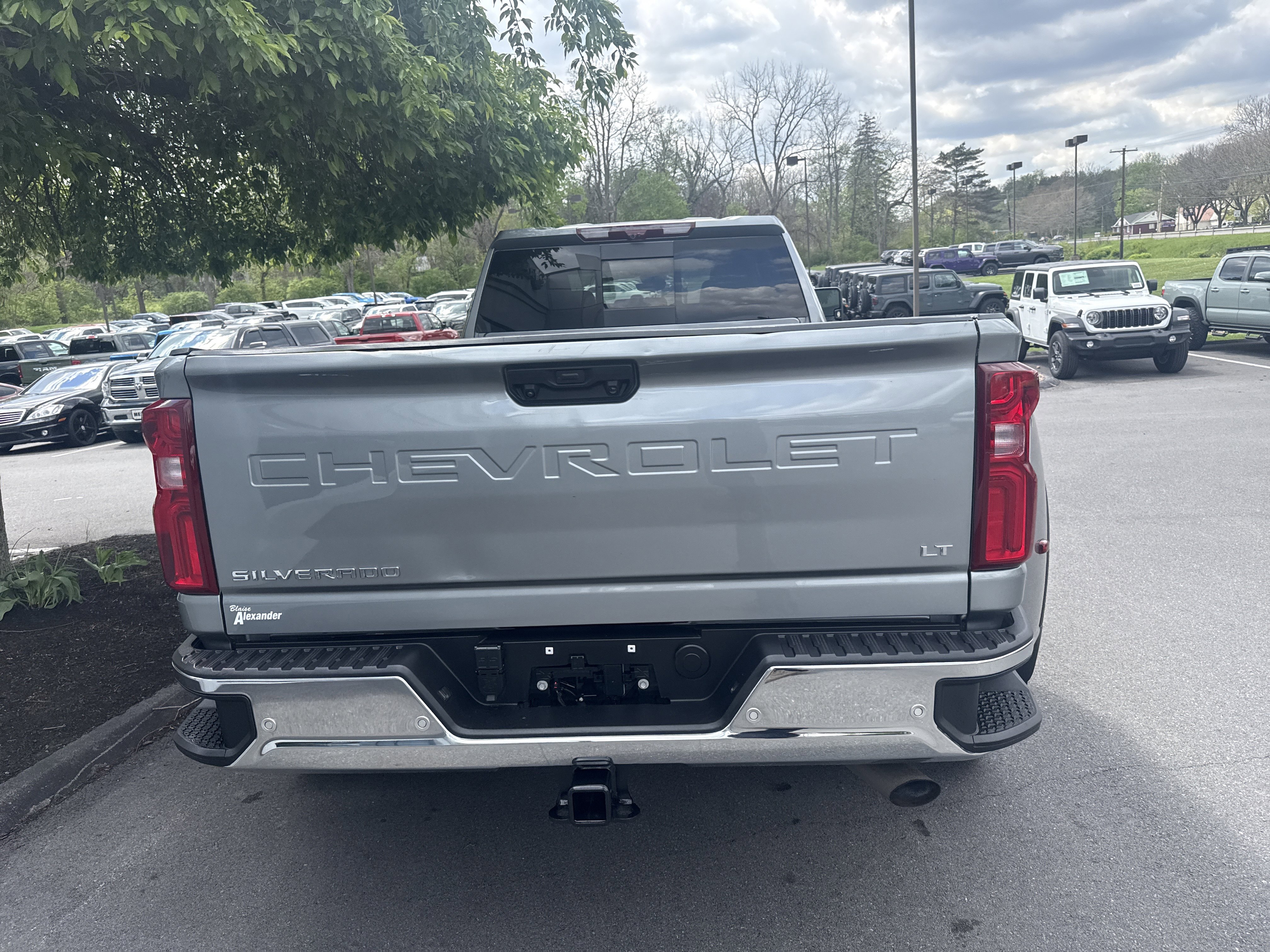 Used 2025 Chevrolet Silverado 3500 LT w/ All Star Edition AWD/4WD video 4
