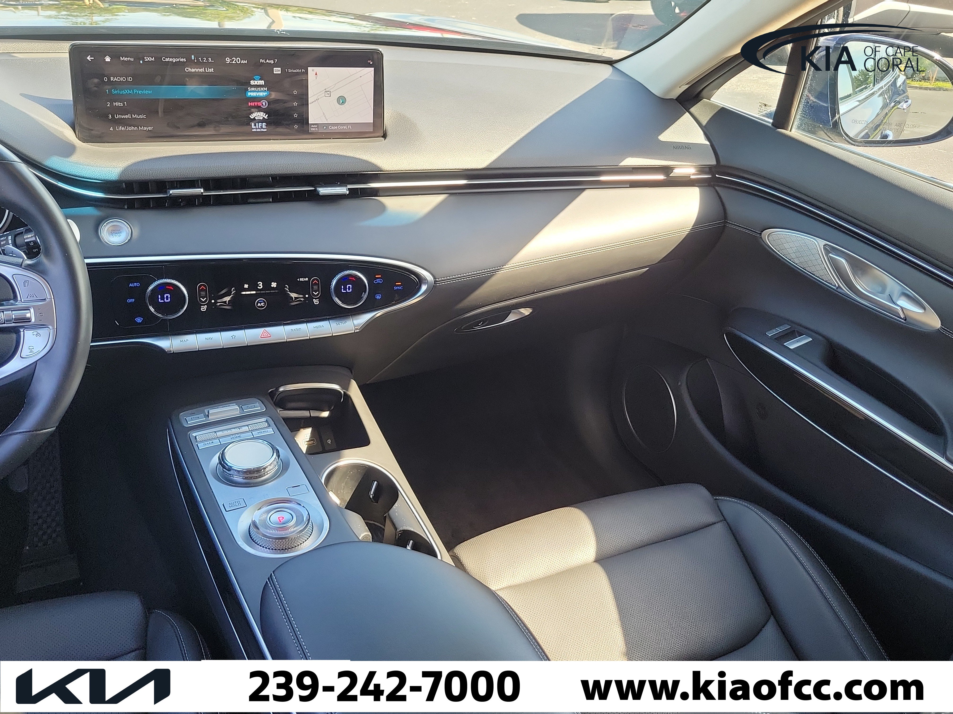 Used 2023 Genesis GV70 2.5T AWD/4WD image 17