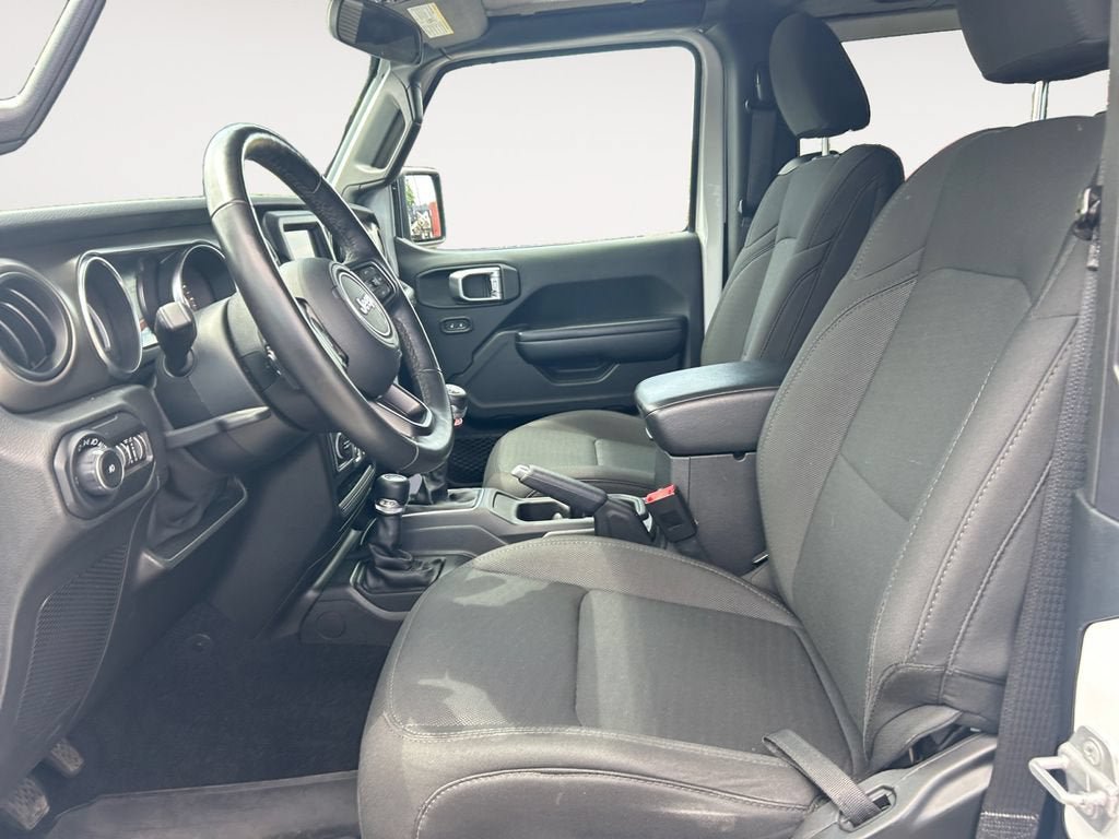 Used 2018 Jeep Wrangler Sport AWD/4WD image 6