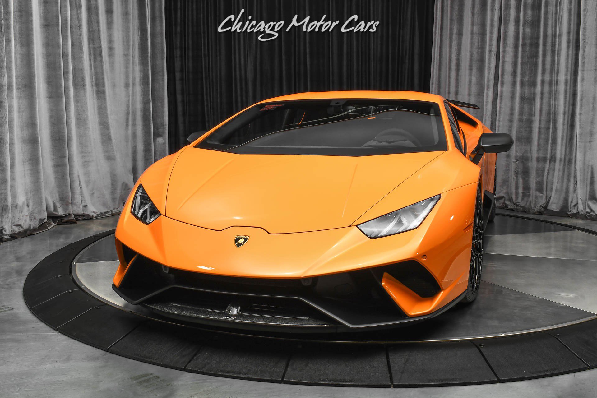 Used 2018 Lamborghini Huracan Performante image 2