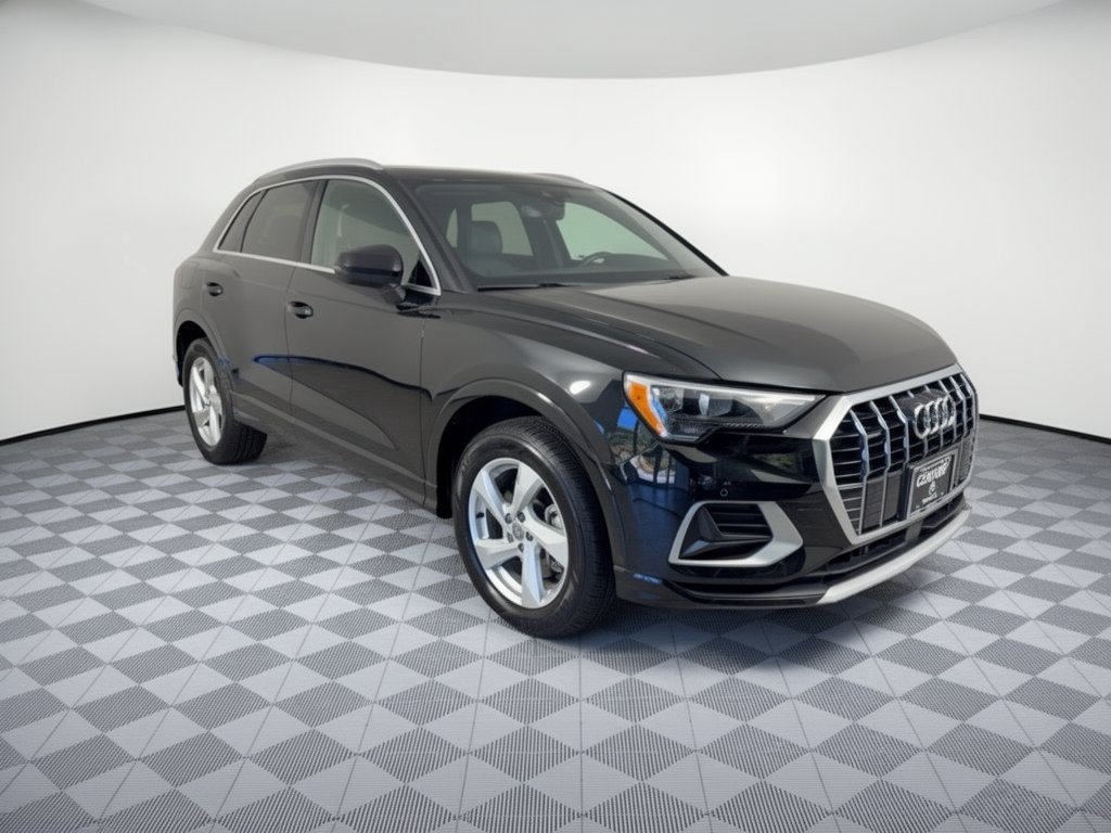 Used 2020 Audi Q3 2.0T Premium w/ Convenience Package AWD/4WD image 7