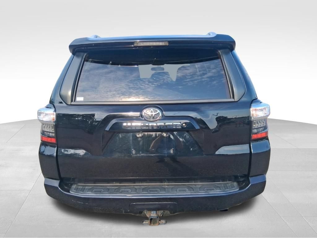 Used 2018 Toyota 4Runner SR5 Premium AWD/4WD image 8