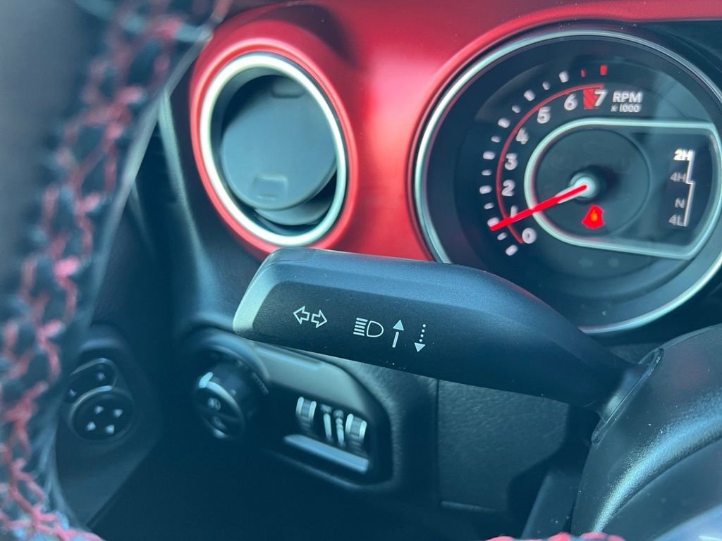 Used 2021 Jeep Gladiator Rubicon w/ Dual Top Group image 38