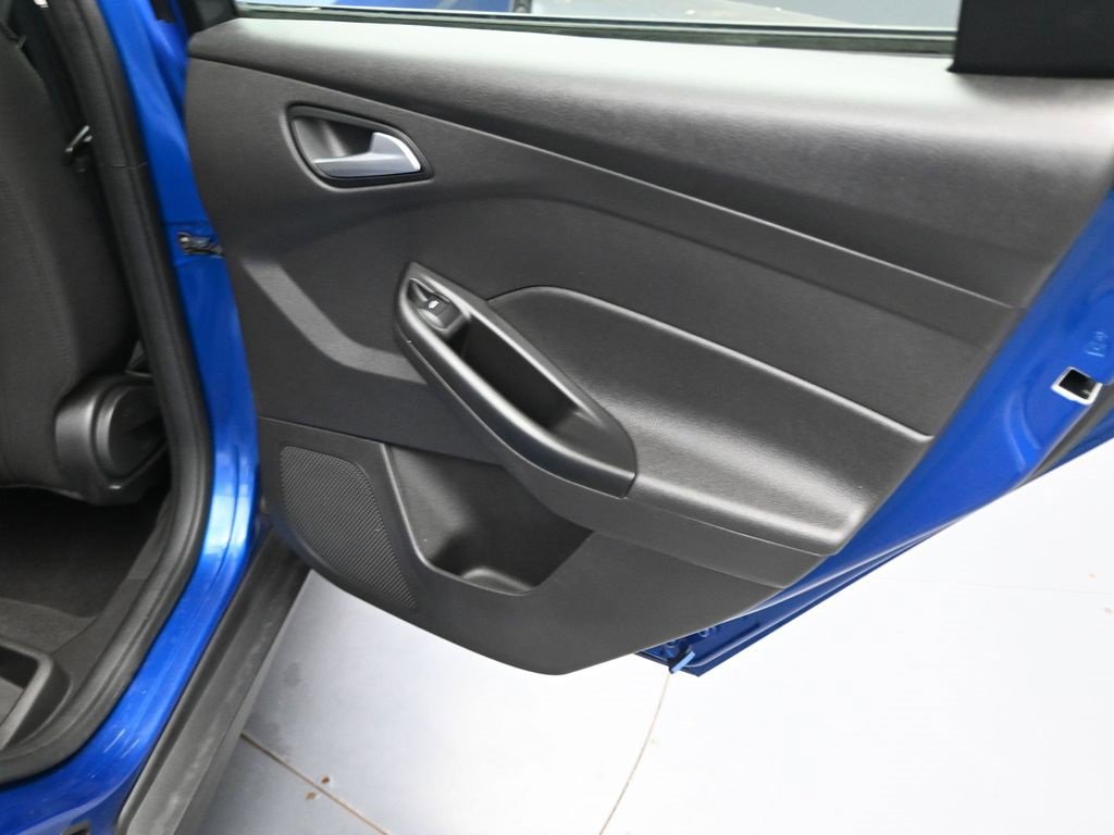 Used 2018 Ford Focus SE image 27