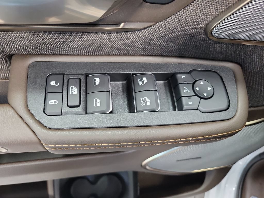 New 2026 RAM 1500 Limited AWD/4WD image 15