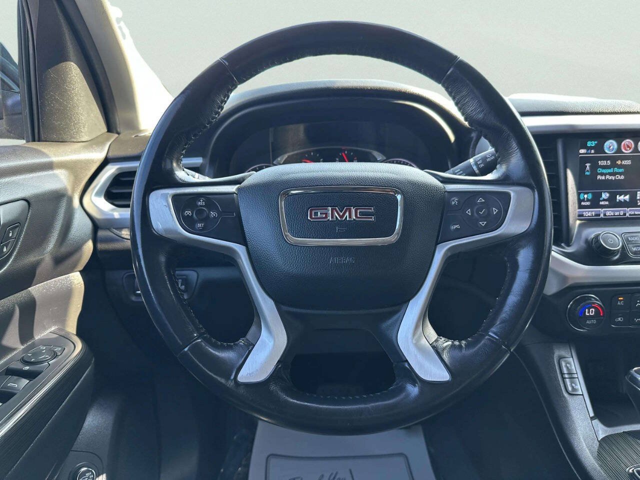 Used 2019 GMC Acadia SLT FWD image 23