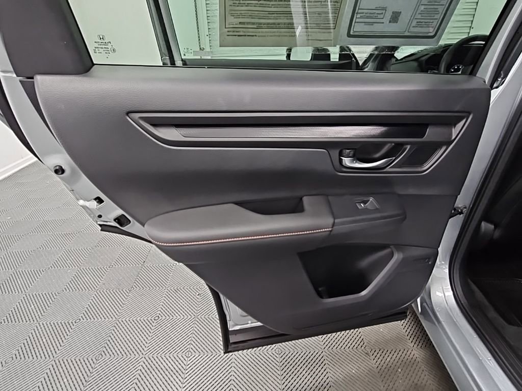 Used 2025 Honda CR-V Sport-L image 34