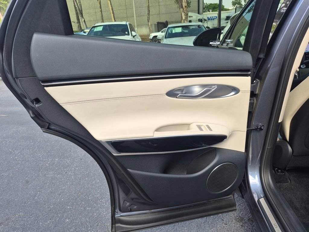 Used 2026 Genesis GV70 2.5T image 25