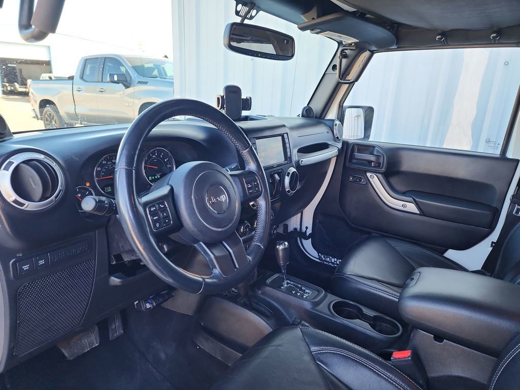 Used 2013 Jeep Wrangler Rubicon w/ PWR Convenience Group image 13