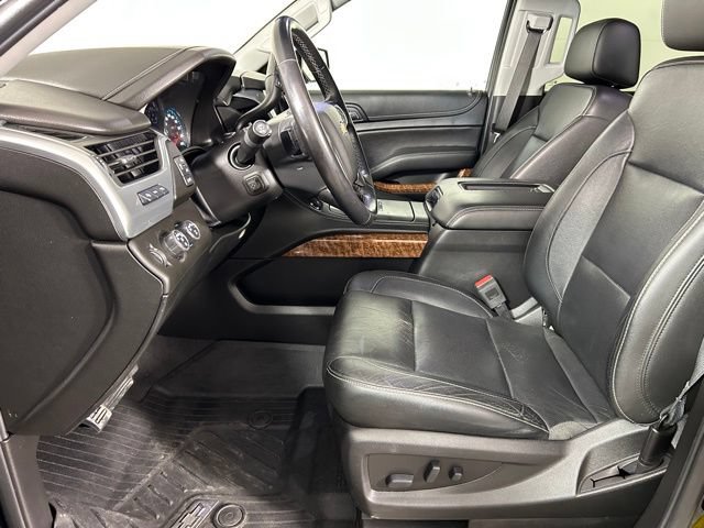 Used 2019 Chevrolet Suburban Premier AWD/4WD image 21