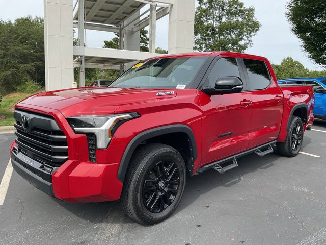 Used 2025 Toyota Tundra Limited AWD/4WD image 2