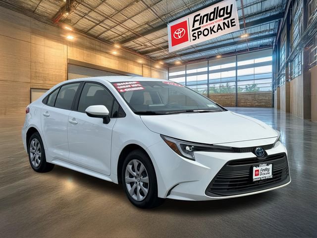 Certified 2024 Toyota Corolla LE image 2