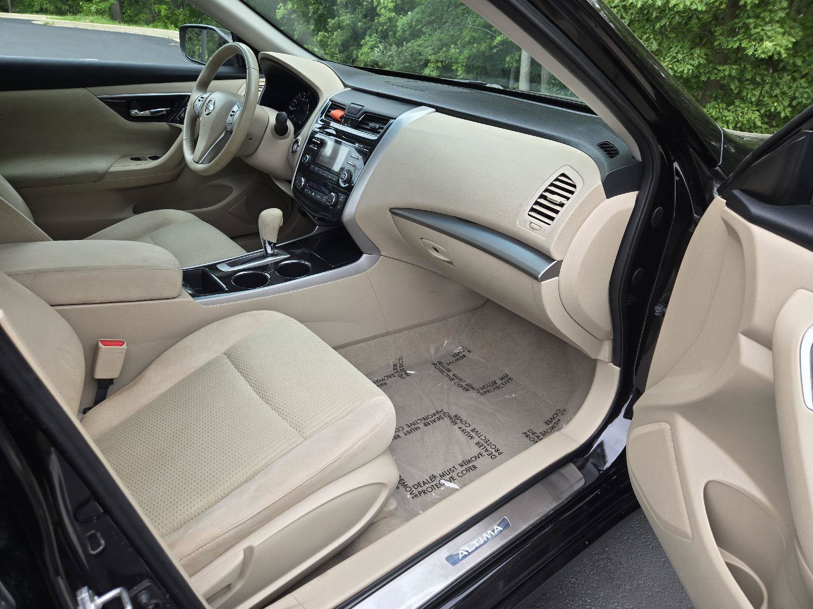 Used 2014 Nissan Altima 2.5 SV FWD image 21