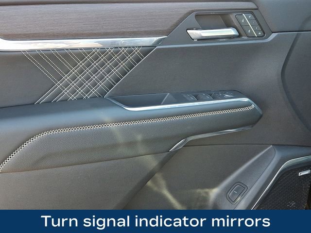 Used 2024 GMC Acadia Denali w/ LPO, Floor Liner Package image 18