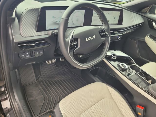 Used 2024 Kia EV6 GT-Line w/ GT-Line White Seat Package AWD/4WD image 9