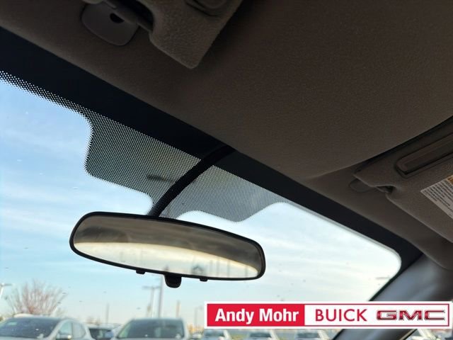 Used 2005 Chevrolet Impala w/ Preferred Equipment Group image 24