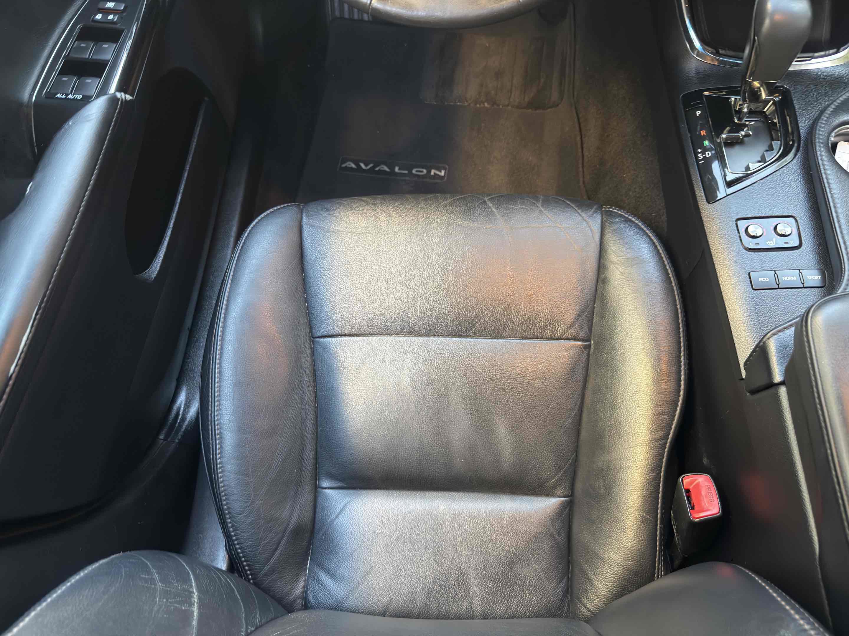 Used 2014 Toyota Avalon XLE Touring image 27