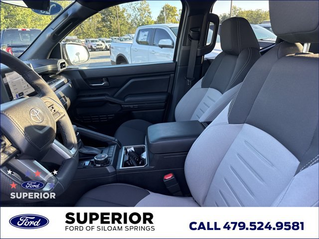Used 2025 Toyota Tacoma TRD Sport AWD/4WD image 10