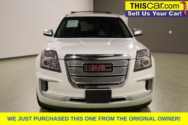 Used 2017 GMC Terrain Denali w/ Cargo Package FWD image 3