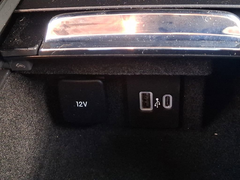 Used 2021 Lincoln Corsair Reserve w/ Equipment Group 201A AWD/4WD image 26