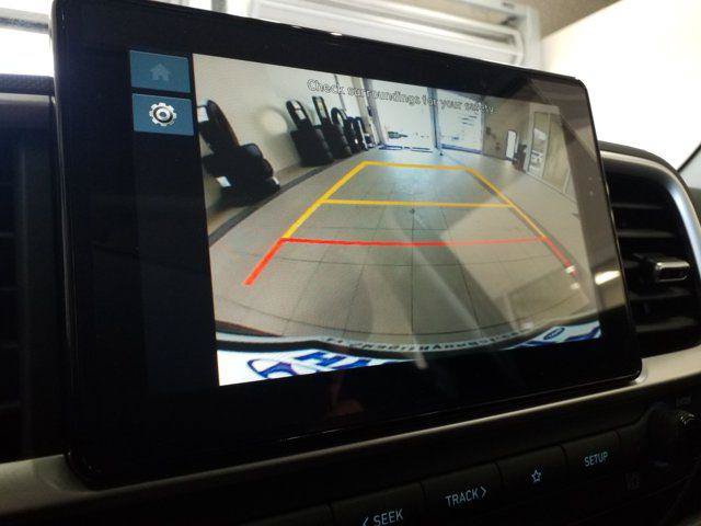 New 2026 Hyundai Venue SEL FWD image 9