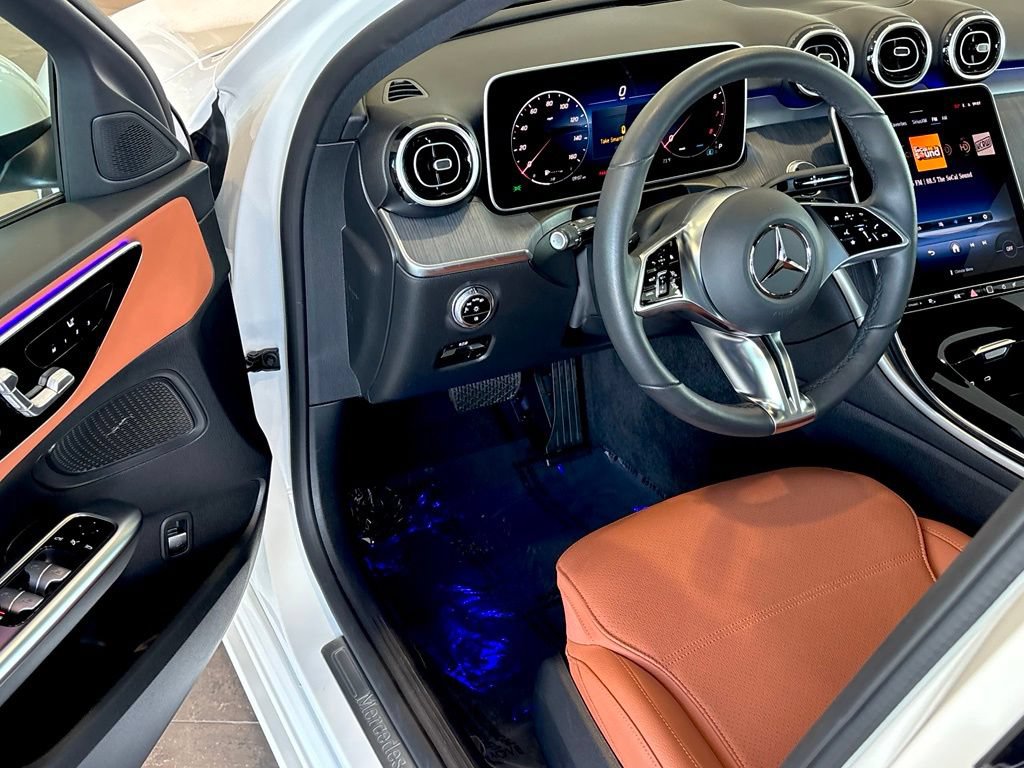 Certified 2026 Mercedes-Benz C 300 4MATIC Sedan image 13