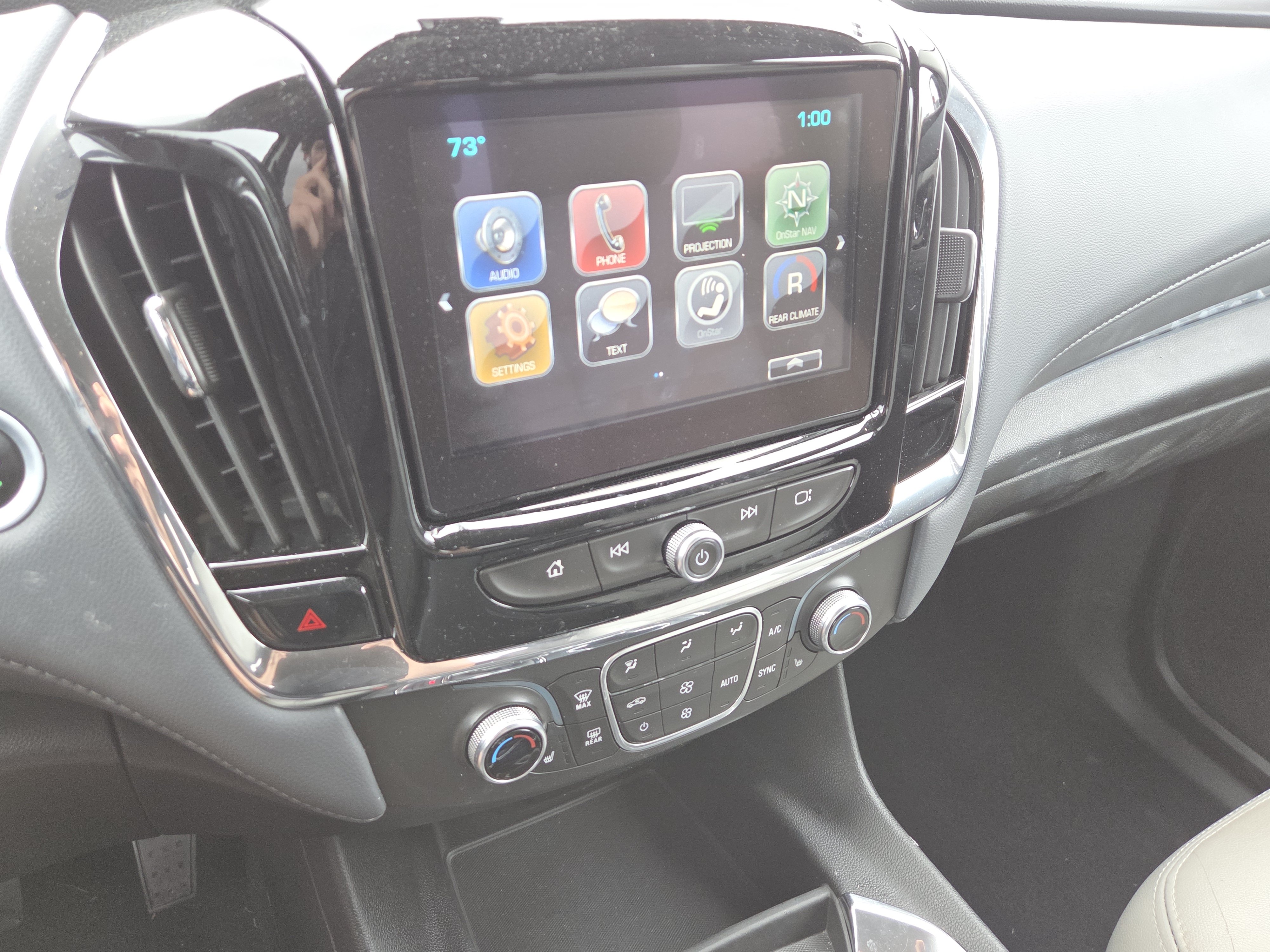 Used 2018 Chevrolet Traverse LT w/ LPO, Floor Liner Package AWD/4WD image 13