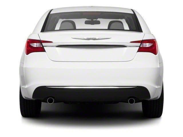 Used 2013 Chrysler 200 Touring FWD image 5