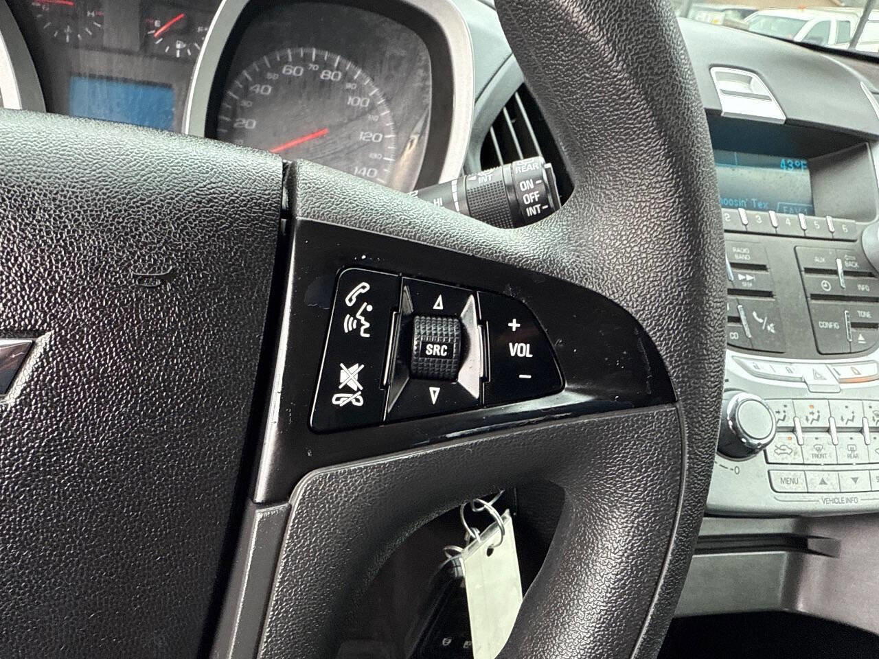 Used 2015 Chevrolet Equinox LS image 27