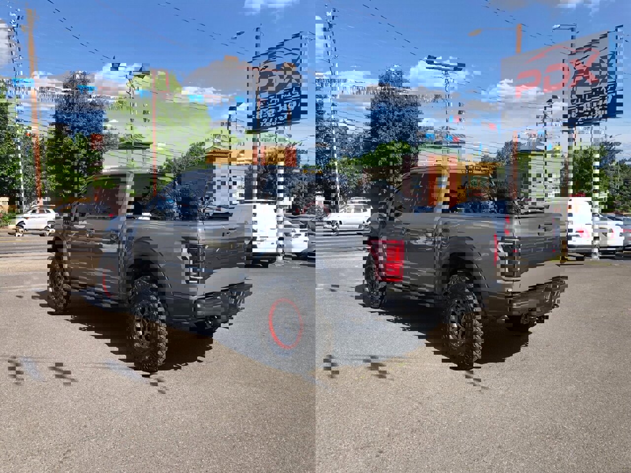 Used 2018 Ford F150 Raptor w/ Equipment Group 802A Luxury image 3