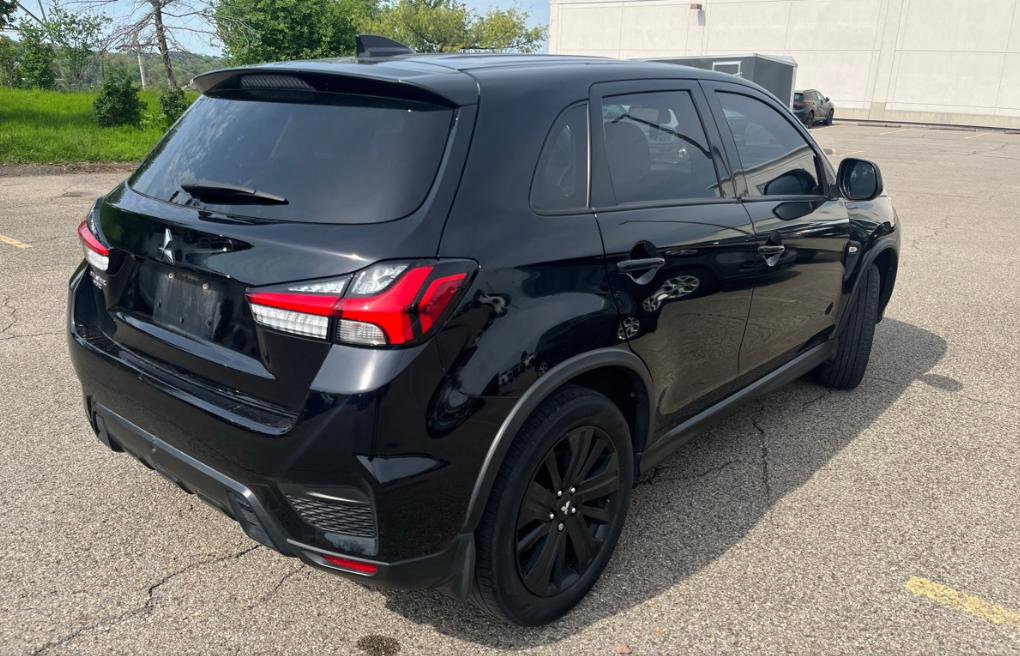 Used 2022 Mitsubishi Outlander Sport ES AWD/4WD image 2