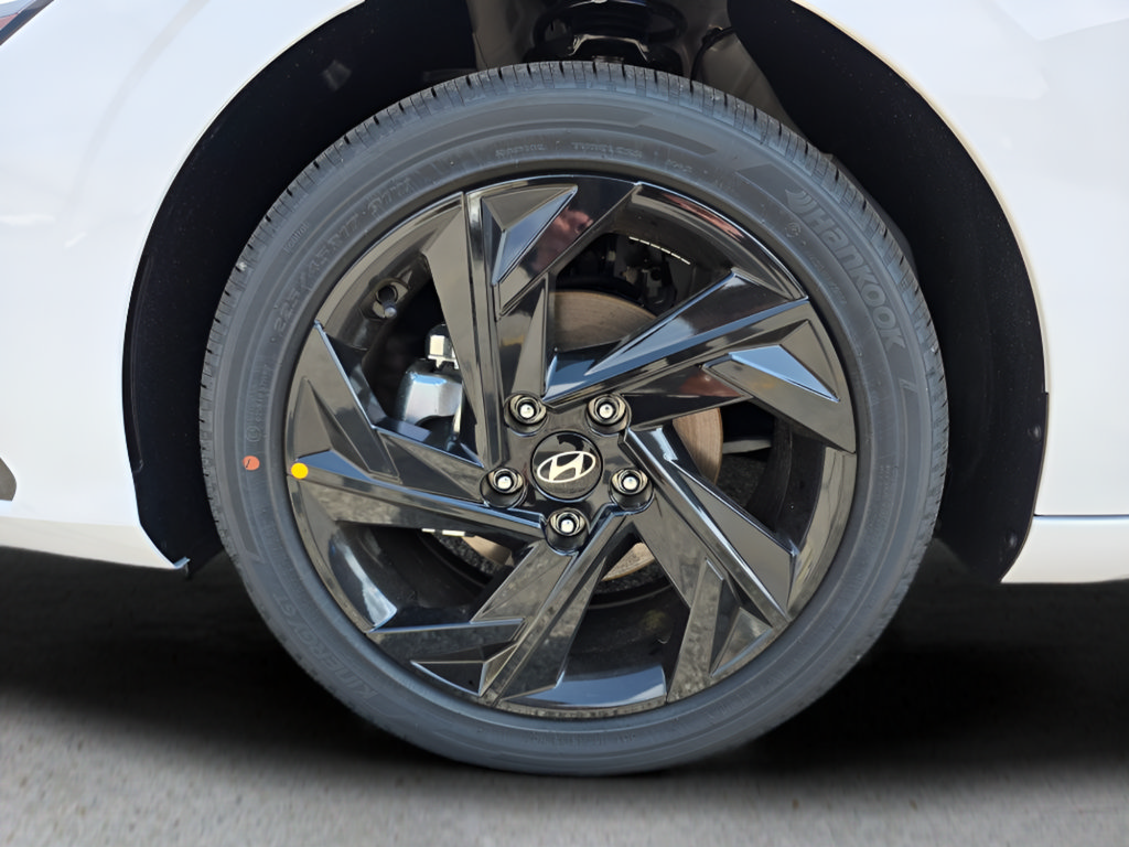 New 2026 Hyundai Elantra SEL Sport Premium FWD image 10
