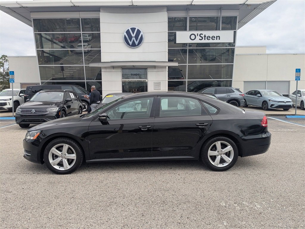 Used 2015 Volkswagen Passat 1.8T Limited Edition image 3
