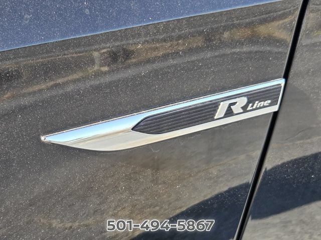 Used 2017 Volkswagen Passat 1.8T R-Line w/ R-Line Lighting Package FWD image 17