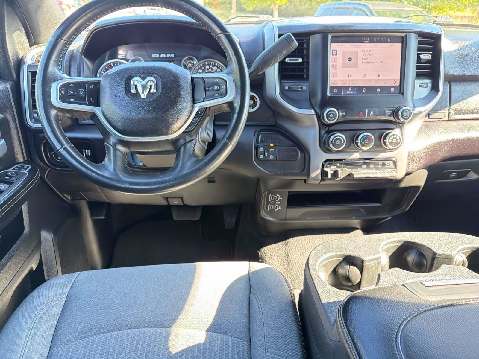 Used 2024 RAM 2500 Big Horn w/ Off Road Package AWD/4WD image 19