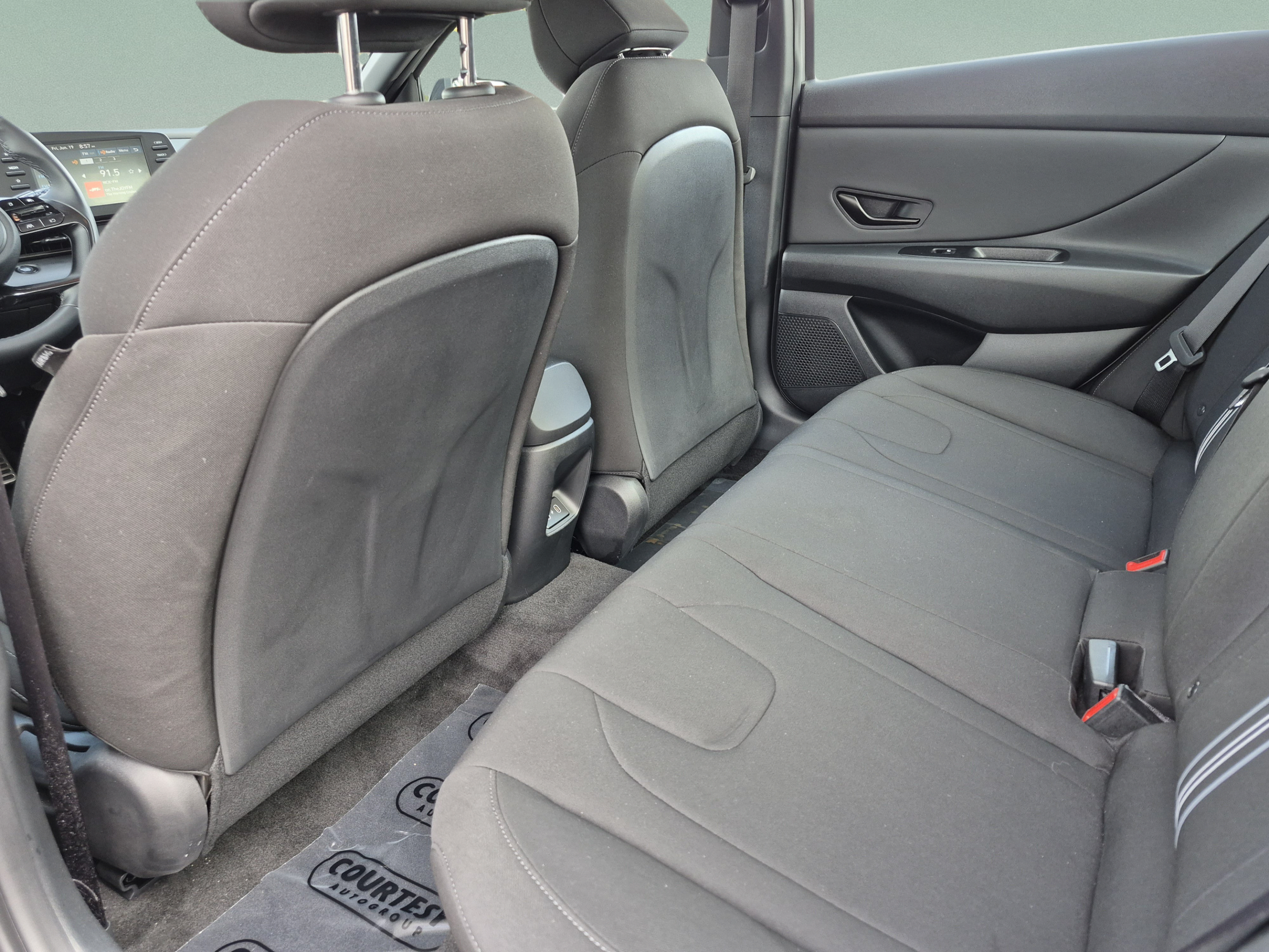 Certified 2025 Hyundai Elantra Sport FWD image 15
