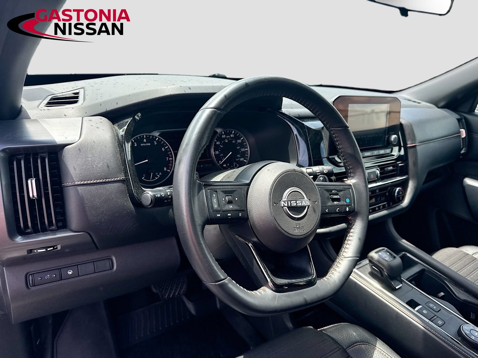 Used 2024 Nissan Pathfinder Rock Creek AWD/4WD image 11