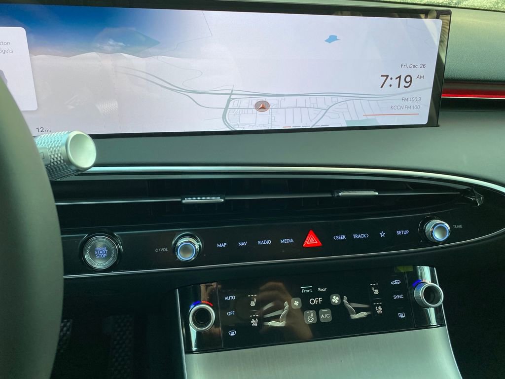 New 2026 Genesis GV70 2.5T Advanced image 16