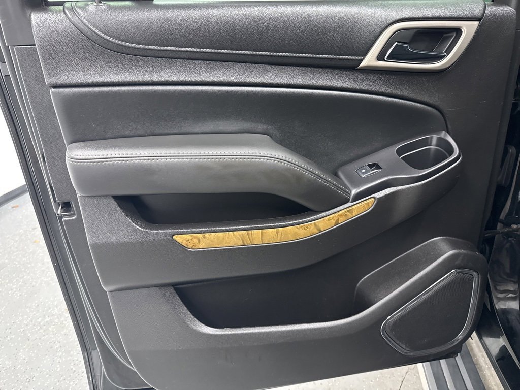 Used 2016 GMC Yukon XL Denali image 20