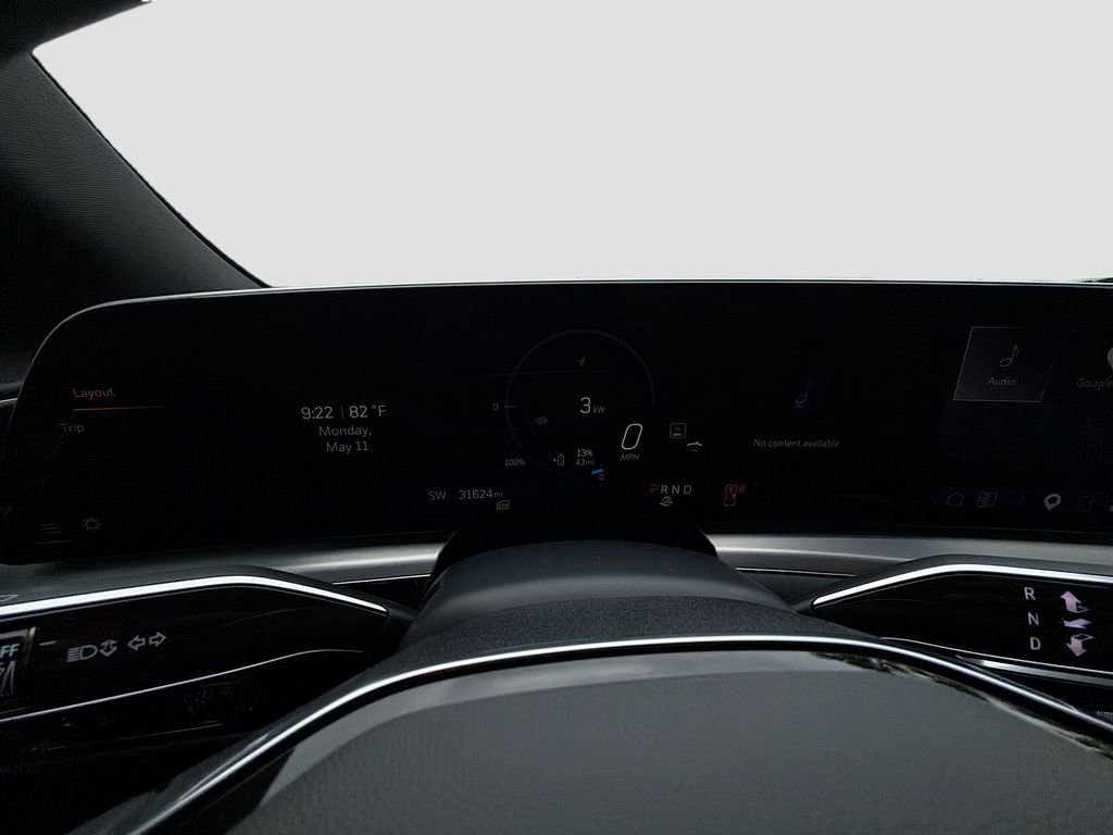 Used 2024 Cadillac Lyriq Sport RWD image 39