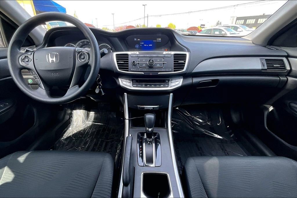 Used 2015 Honda Accord LX image 16