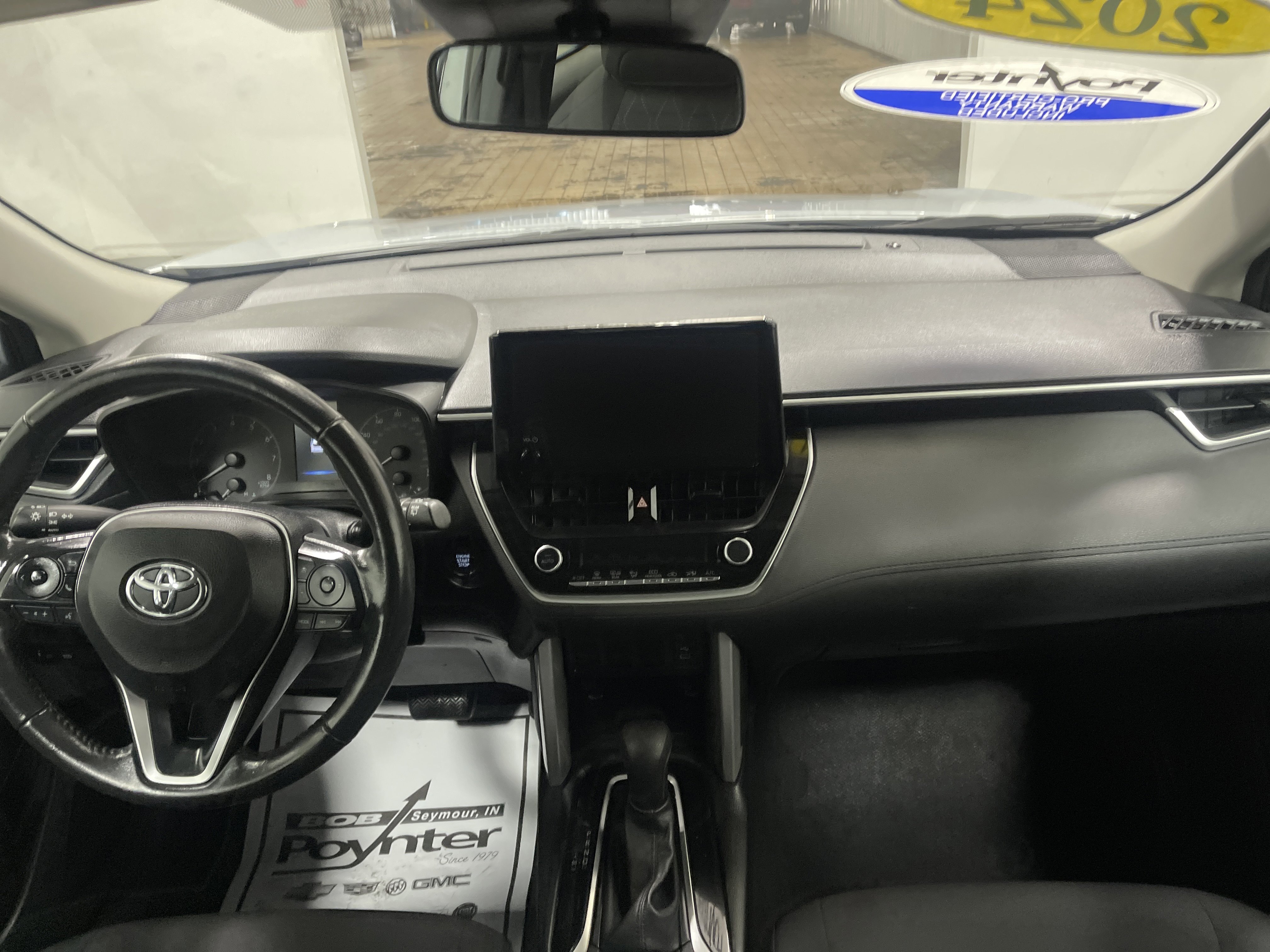 Used 2024 Toyota Corolla Cross LE image 22
