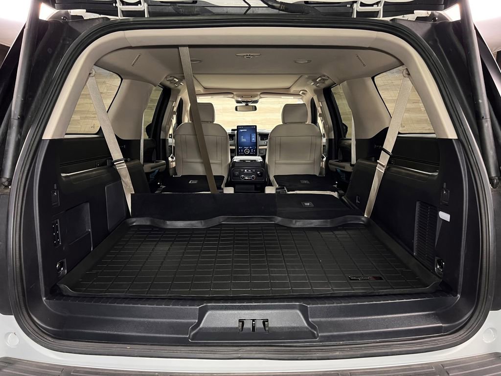 Used 2024 Ford Expedition Max Platinum AWD/4WD image 25