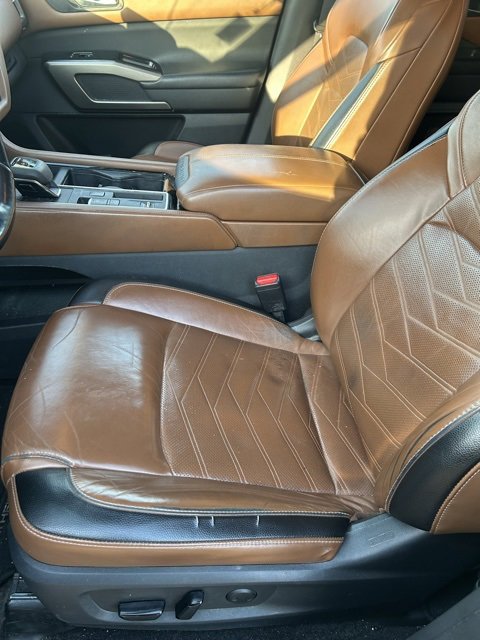 Used 2022 Nissan Pathfinder Platinum w/ Cargo Package image 5